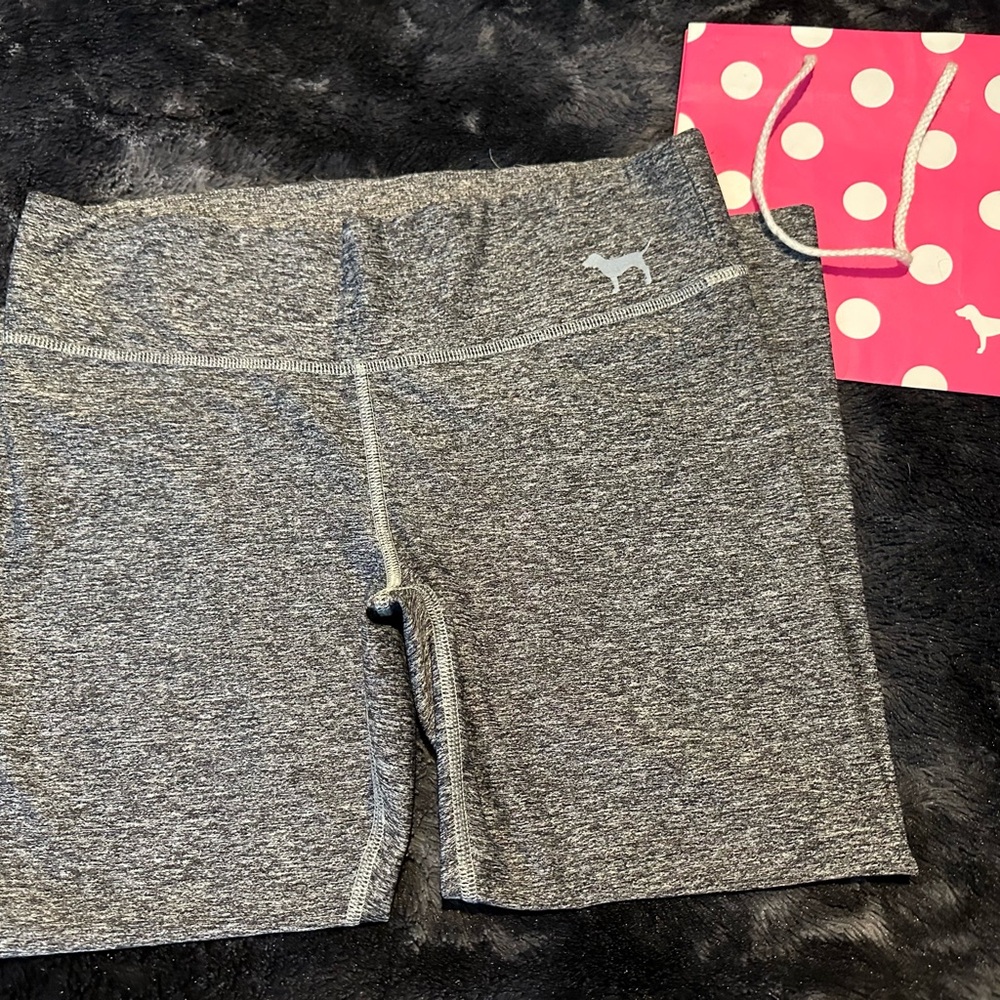 PINK Victoria's Secret Gray Leggings! NWOT! - Picture 3 of 5